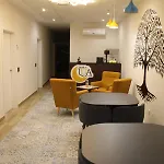 Baixo A Lua Rooming 게스트하우스