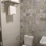 Baixo A Lua Rooming 게스트하우스 사리아루고