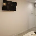 게스트하우스 Baixo A Lua Rooming