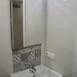 Baixo A Lua Rooming 게스트하우스