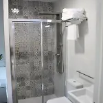 Baixo A Lua Rooming 4*