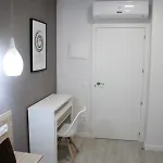 Baixo A Lua Rooming