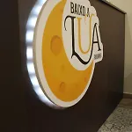 Baixo A Lua Rooming 게스트하우스