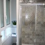 Baixo A Lua Rooming