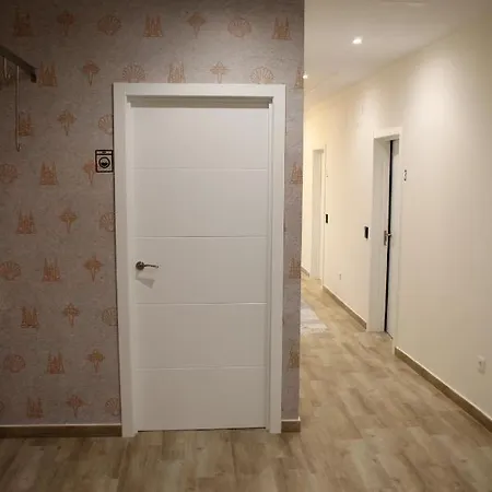Baixo A Lua Rooming Pensionat Sarria