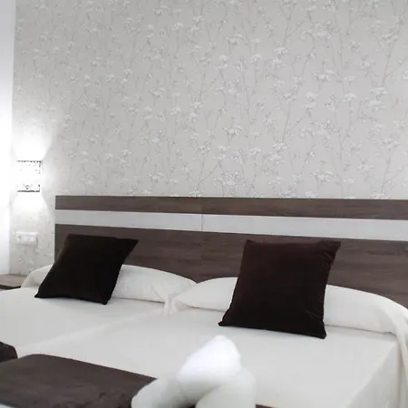 Baixo A Lua Rooming Guest house