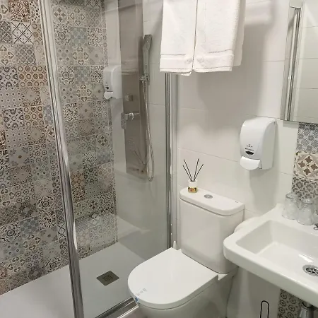 Pensionat Baixo A Lua Rooming