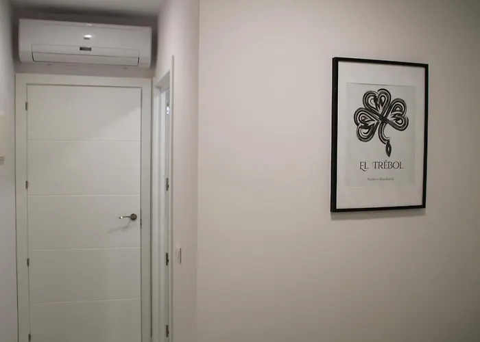 Baixo A Lua Rooming ゲストハウス