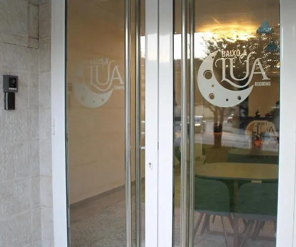 Baixo A Lua Rooming בית הארחה סאריה