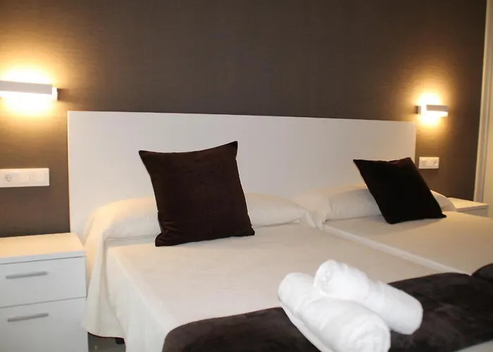 Baixo A Lua Rooming ゲストハウス サリア