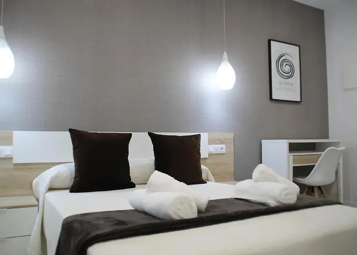 Guest house Baixo A Lua Rooming Sarria