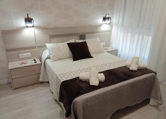 Baixo A Lua Rooming Guest house 4*